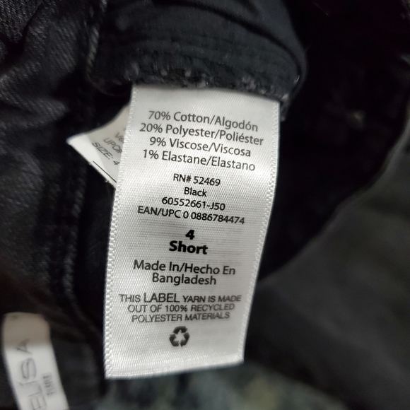 SOFIA Jeans High Rise Flared Jeans - Picture 10 of 11